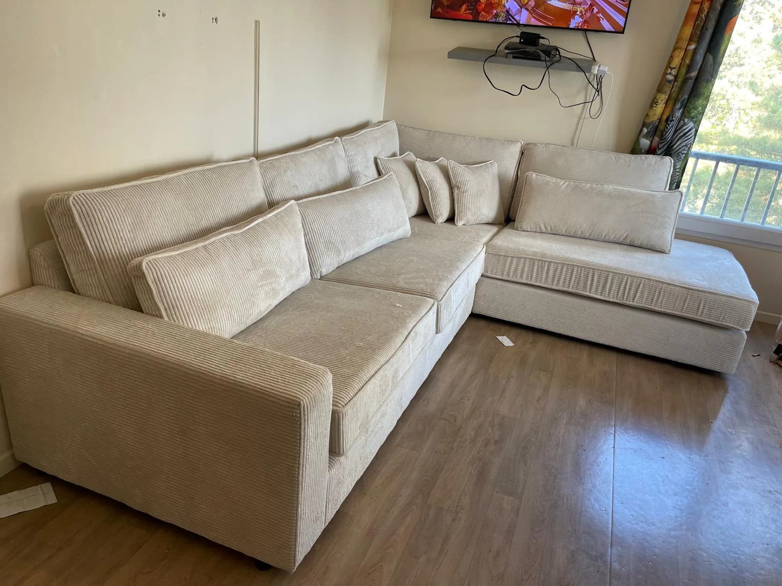 Canapé Lyna chez un client MAXI MEUBLES