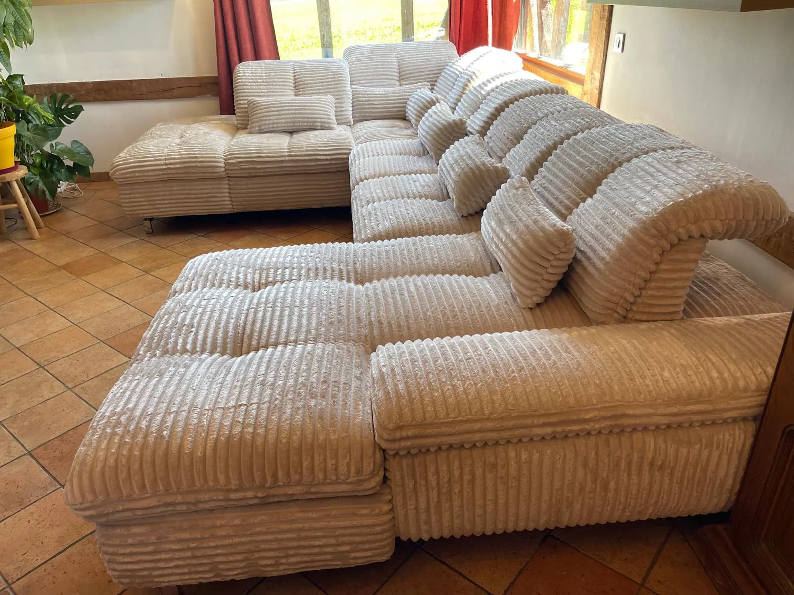Canapé MAXI MEUBLES chez un client